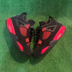 Jordan 4 red thunder size 11